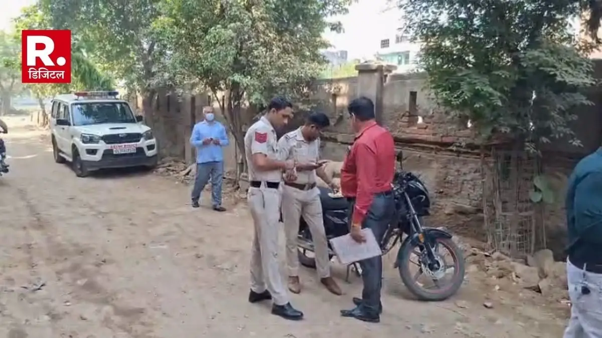 north-eastern delhi karawal nagar firing on lawyer