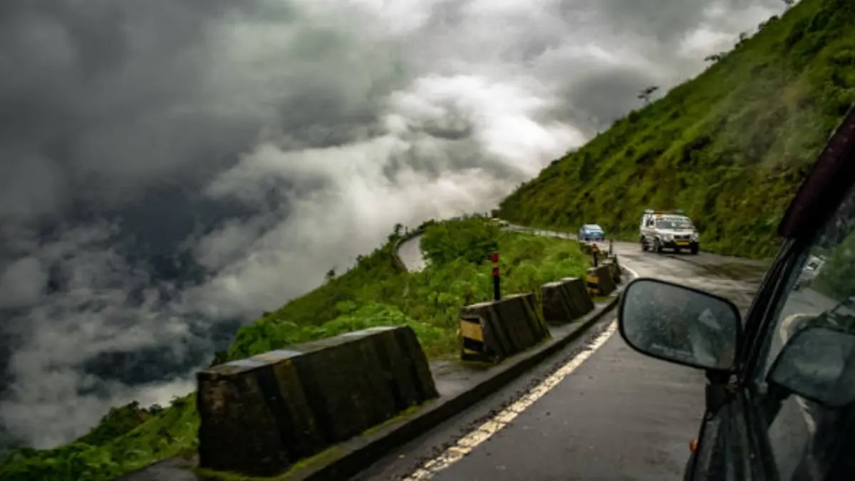 North India's Top 5 Most Exciting Road Trips for Scenic Drives During the Monsoon Season