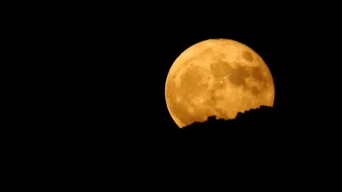 November Supermoon 2025