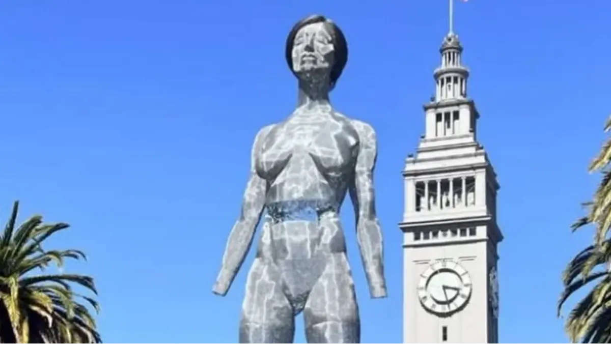 Nude Woman Statue in San Francisco