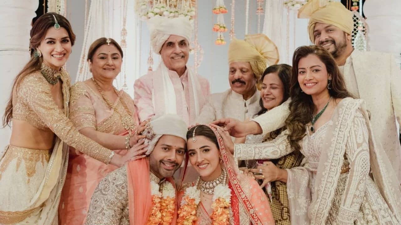 Nupur Sanon-Stebin Ben wedding photos