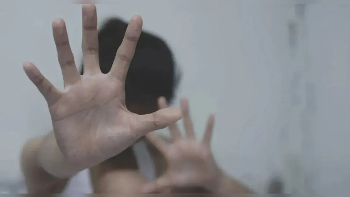 Odisha Shocker: 4 Teachers, 1 School Peon Sexually Assaulted 13-Year-Old, Victim Claims Year-Long Abuse; All 5 detained Odisha Shocker: 4 Teachers, 1 School Peon Sexually Assaulted 13-Year-Old, Victim Claims Year-Long Abuse; All 5 detained