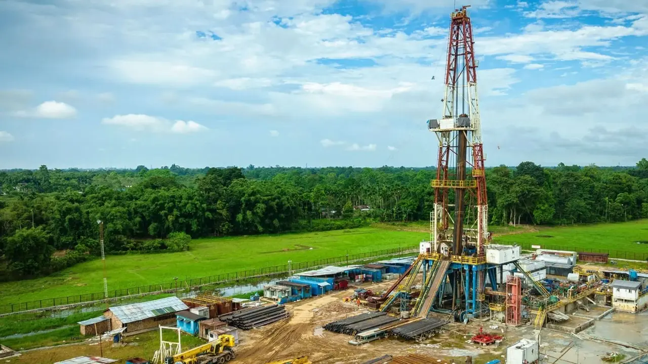 Oil India Share Price Target: Emkay Rates 'BUY' with Revised Target Price – Buy, Sell or Hold? Oil India Limited Q3 Results are out.