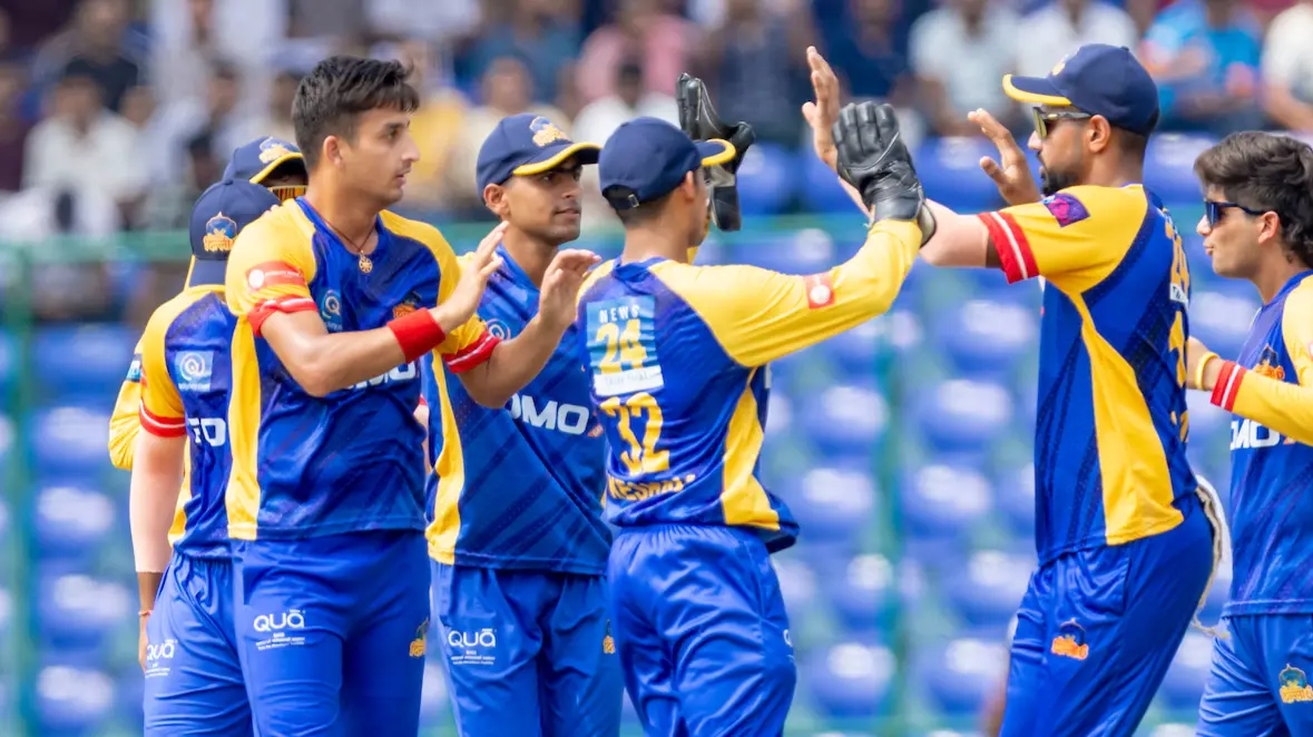 old delhi beat north delhi strikers by six wickets in dpl