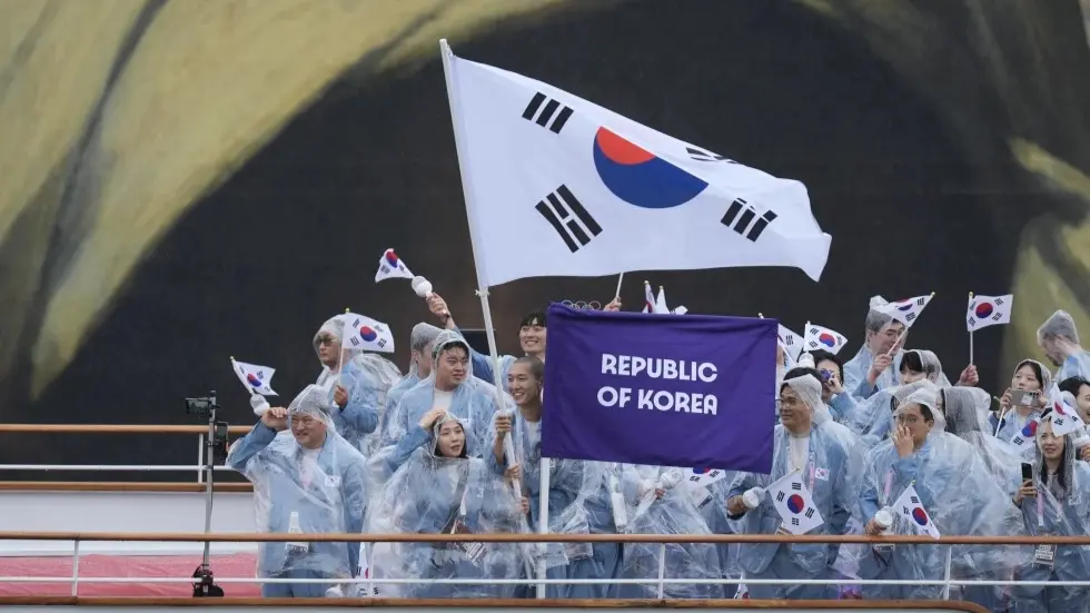 Paris Olympics: Organizers Issue Apology for Misidentifying South Korean Team as North Korean Olympic organizers apologize for introducing South Korean athletes as North Korea