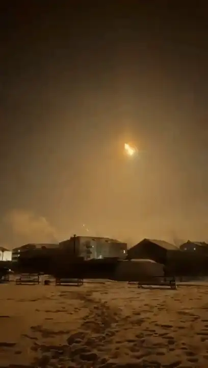 Video shows Asteroid Hitting Yakutsk In Russia