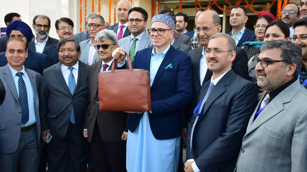 Opposition Slams Omar Abdullah’s Budget, Dubs It ‘Misleading’ And ‘A Complete Failure’ Opposition Slams Omar Abdullah’s Budget, Dubs It ‘Misleading’ And ‘A Complete Failure’
