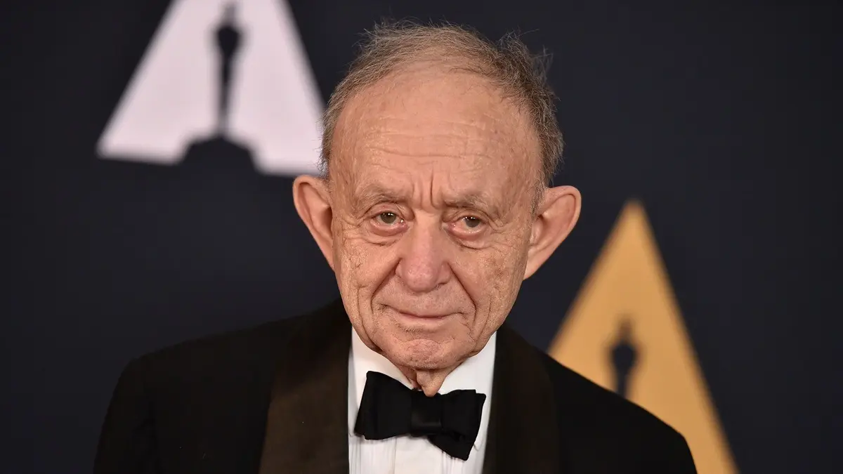 Oscar-Winning Filmmaker Frederick Wiseman Dies At 96 Oscar-Winning Filmmaker Frederick Wiseman Dies At 96