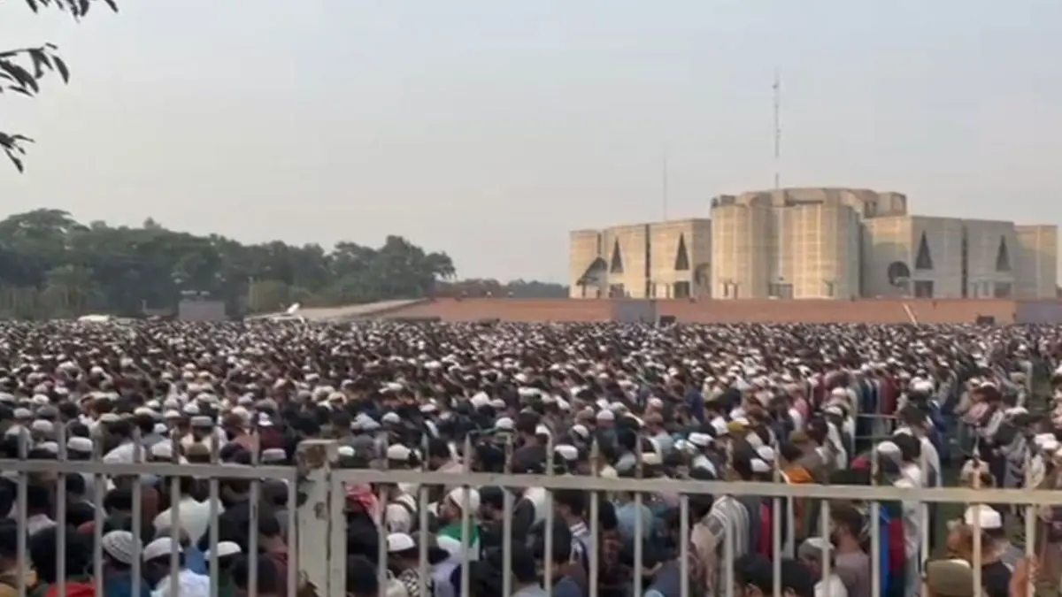 Osman Hadi's Funeral Concludes in Dhaka, Day of Relative Peace Reported in Bangladesh