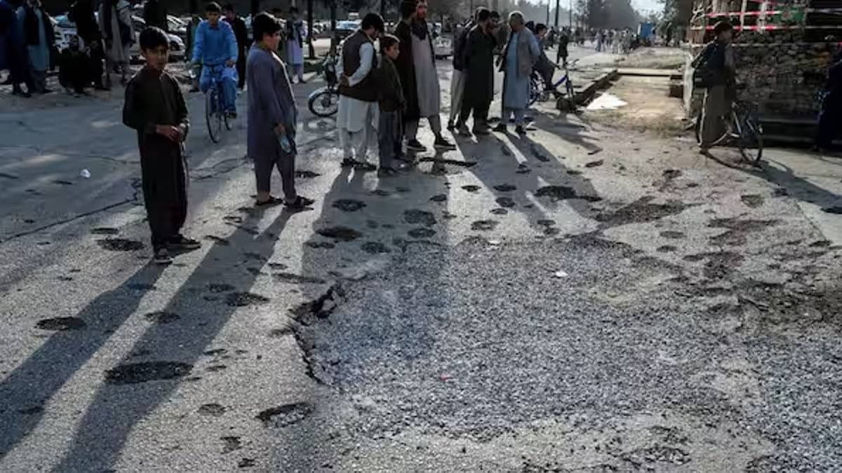 Pakistan, Afghanistan 'Extend' Ceasefire As Doha Talks Set To begin