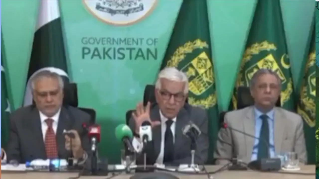 pakistan defence minister khawaja asif