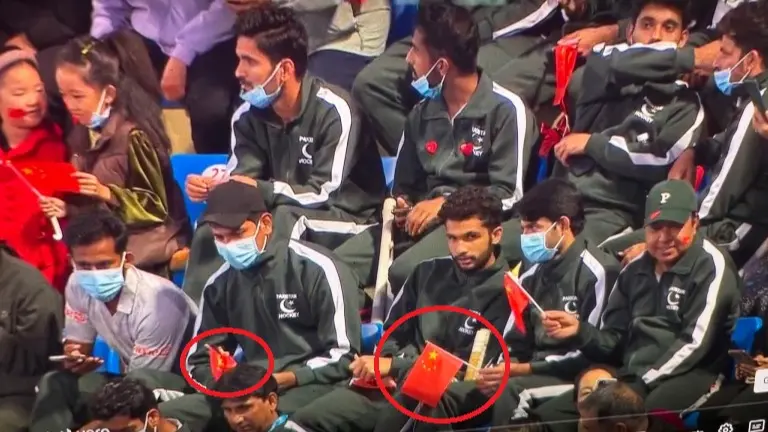 Pakistan Hockey Team TROLLED Brutally For Waiving Chinese Flags During Asian Champions Trophy Final Pakistan fans