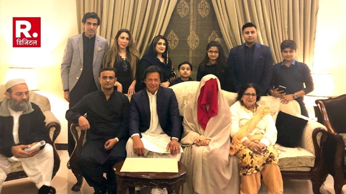 pakistan former pm imran khan family tree key 