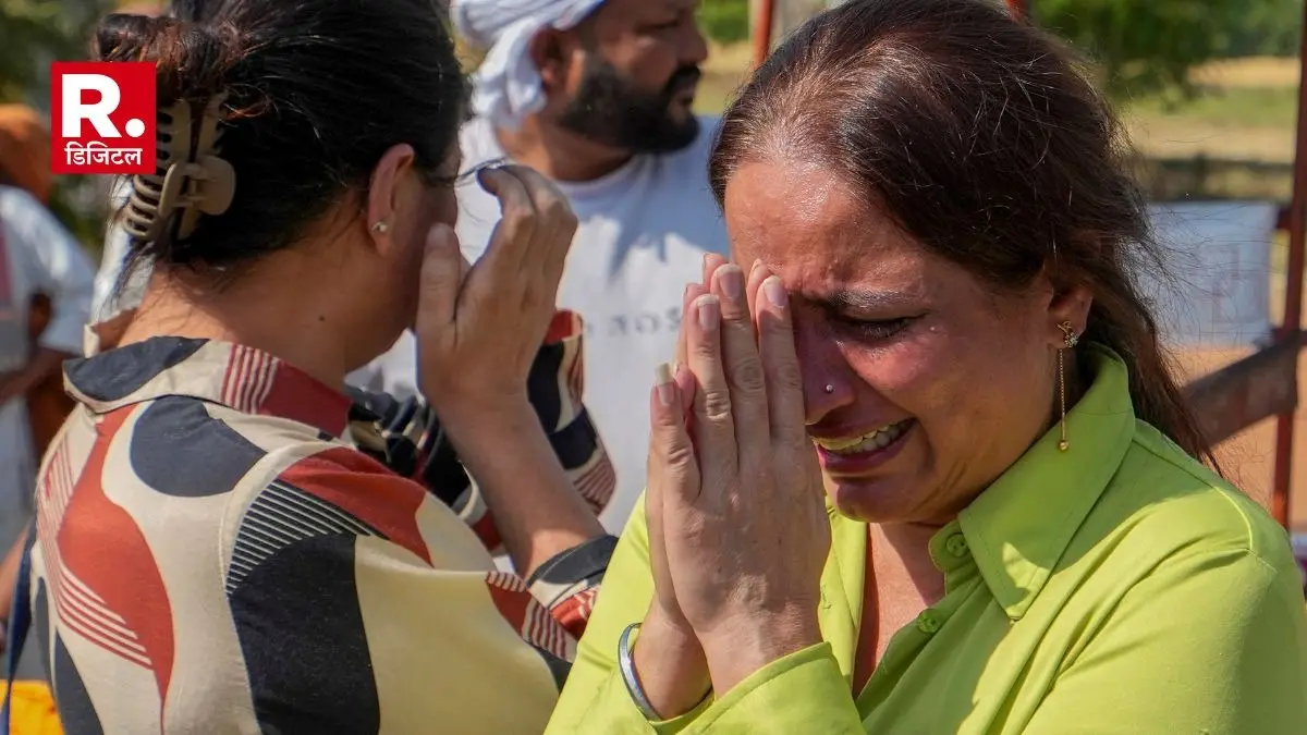 Pakistanis who stay in India even after the deadline will be jailed for 3 years