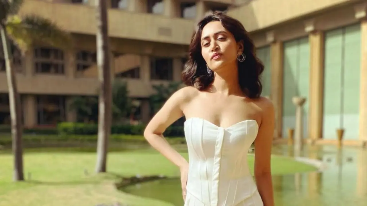 panchayat rinki sanvikaa