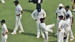 Pant-Sarfaraz BROMANCE