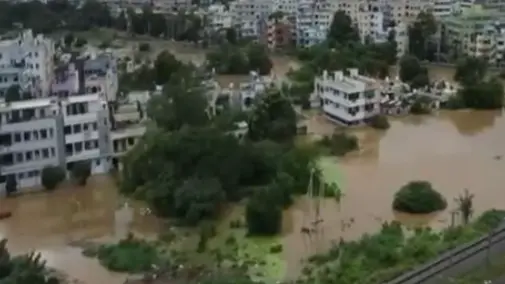 Budameru Vagu River In Spate Leading To Flood-Like Situation In Vijayawada | WATCH Parts of city submerged after flood-like situation in Vijayawada