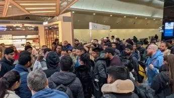 60 Indians Stranded at Kuwait Airport for 13 Hours After Gulf Air Flight Diversion Passengers stranded in Kuwait airport