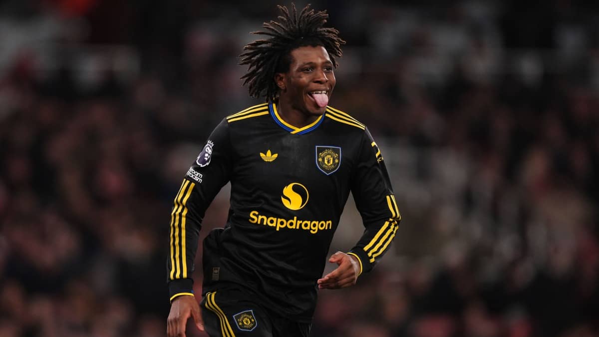 Patrick Dorgu celebrates his goal