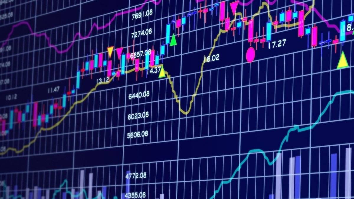 Tech Stocks I Infosys' Fresher Salary Hike Move