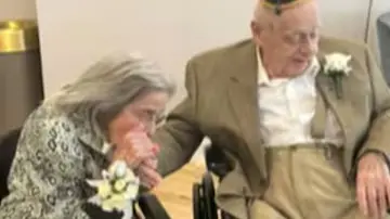 Meet the Philadelphia Couple, the World's Oldest Newlyweds with Combined Age Over 200 Philadelphia Couple