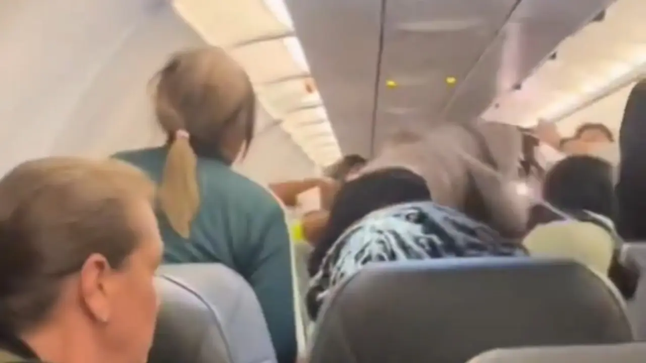 Philadelphia to Miami flight Video