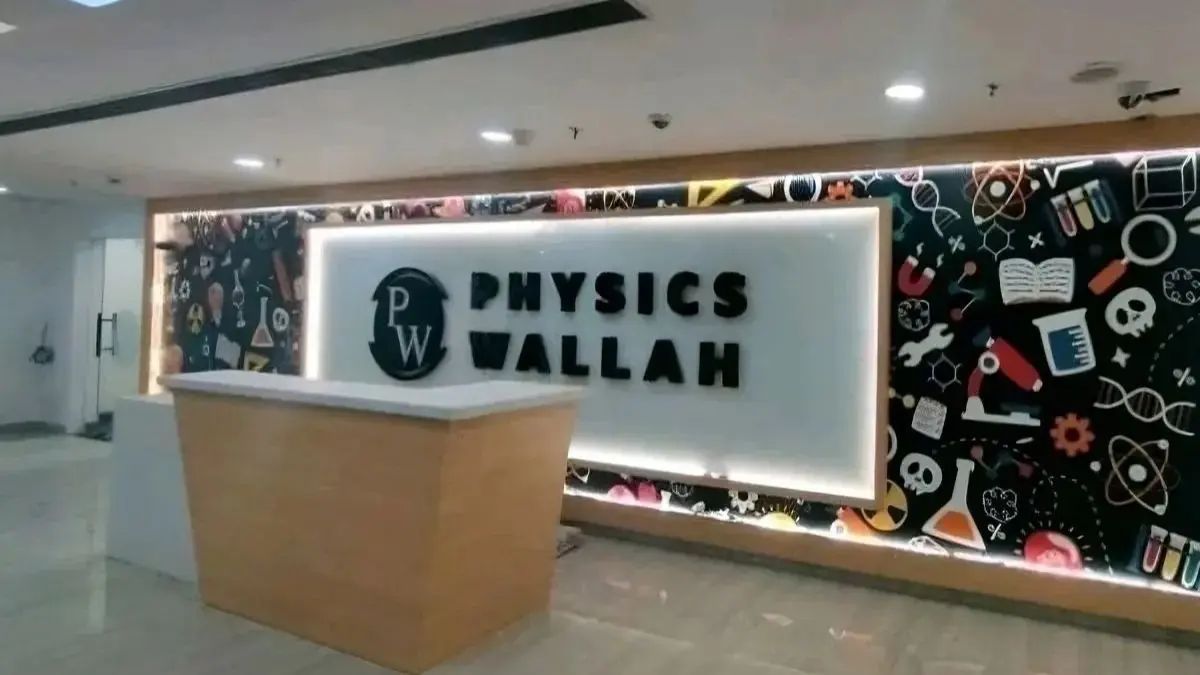 PhysicsWallah IPO Day 3: Subscription Response, GMP, Price Band, Listing Date and Other Key Details PhysicsWallah IPO