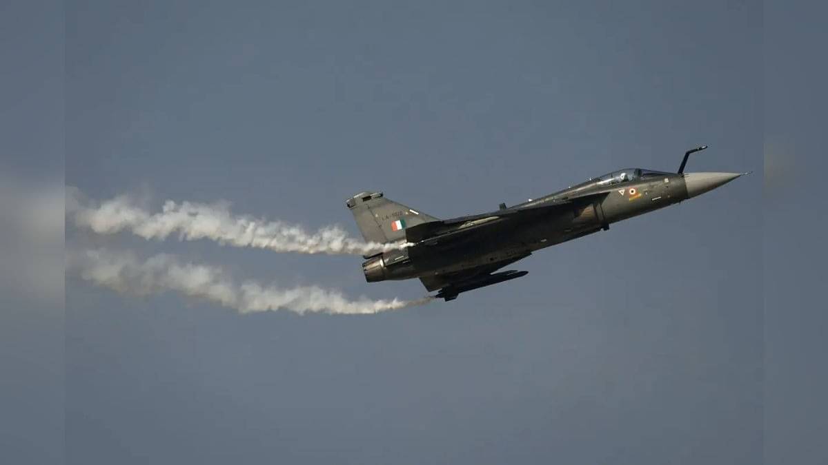 'Pilot Lost Control Or Blackout Due To G-Forces': Defence Expert Capt Anil Gaur On Tejas Crash In Dubai