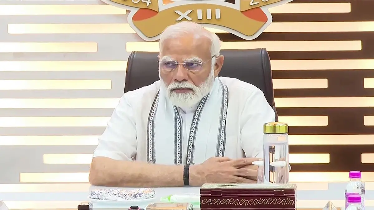 PM Modi Meets Air India CEO Campbell Wilson Day After AI-171 With 242 Onboard Crashed In Ahmedabad PM Modi, Air India plane crash, Ahmedabad