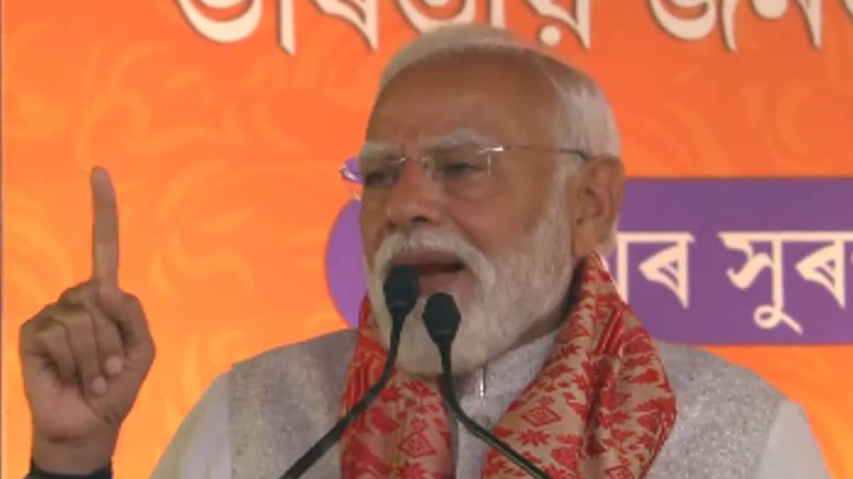PM Modi Attacks Congress In Guwahati Rally