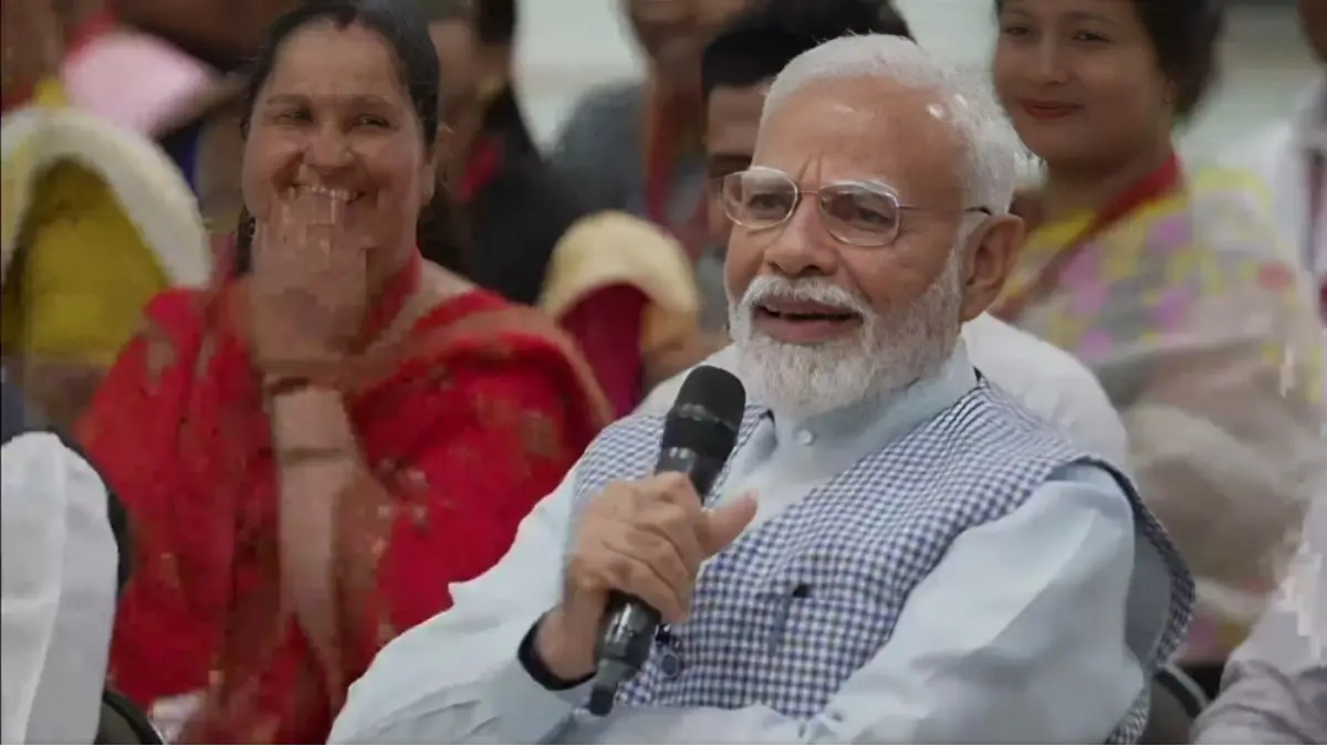 Mudra Loans: PM Narendra Modi Celebrates 33 Lakh Crore Milestone - How To Avail Benefit PM Modi Celebrates 10 Years of Mudra Yojana