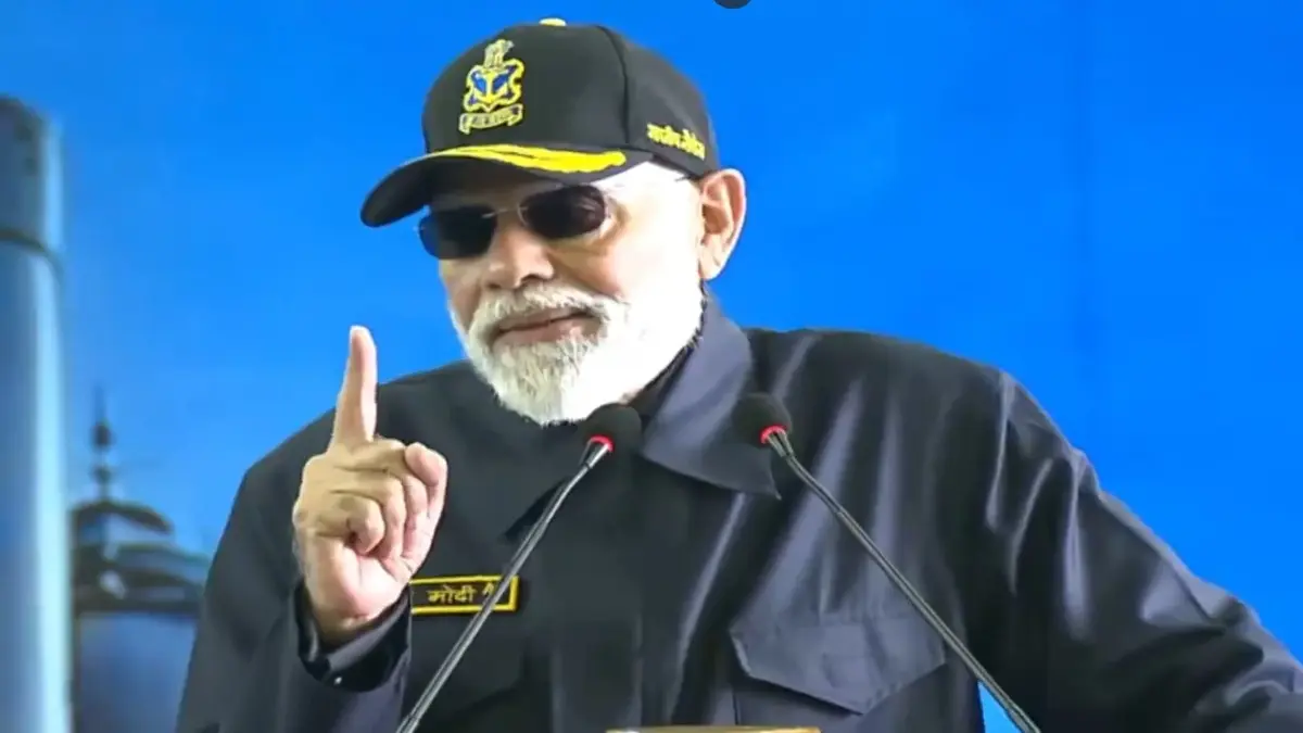 PM Modi celebrating Diwali aboard INS Vikrant with Indian Navy personnel