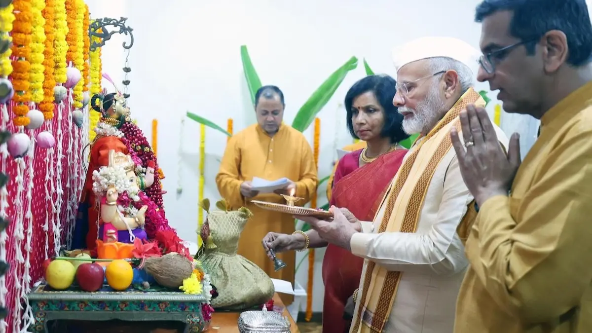 PM Modi, CJI Chandrachud