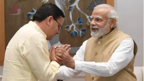 Badrinath Avalanche: PM मोदी ने CM धामी को फोन कर ली रेस्क्यू की जानकारी, मुख्यमंत्री को दिया ये आश्वासन PM Modi & CM Dhami