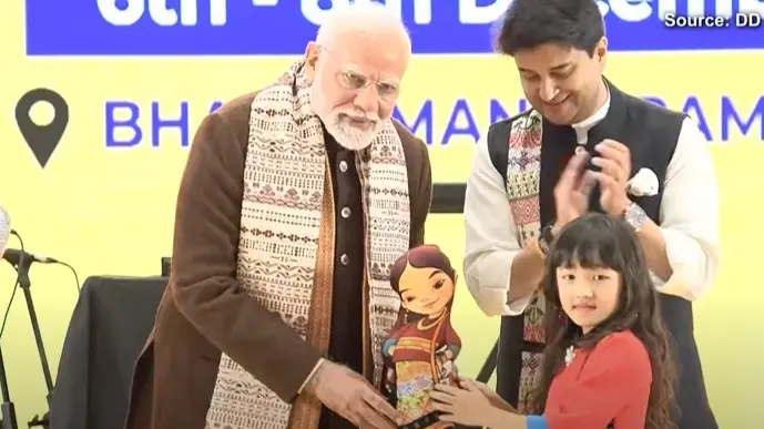 PM Modi & Esther Hnamte