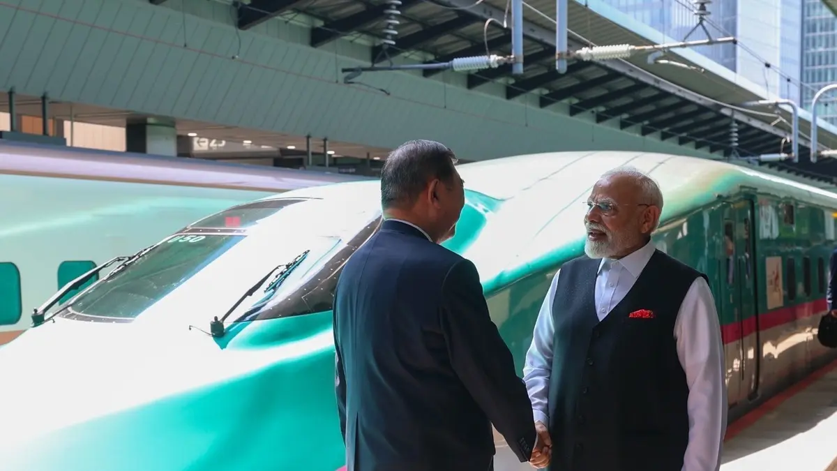 Japan's PM Travels With PM Modi in Bullet Train From Tokyo to Sendai Japan's PM Travels With PM Modi in Bullet Train From Tokyo to Sendai