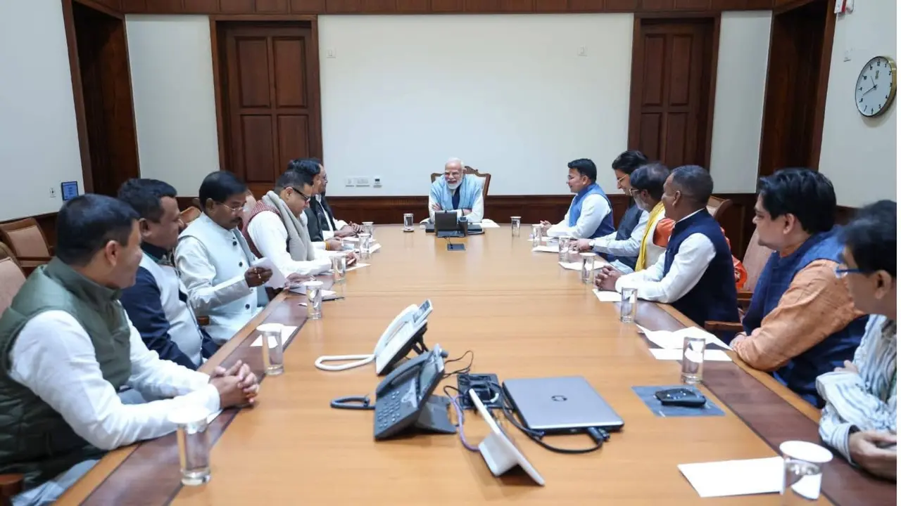 PM Modi meets Bengal BJP MPs