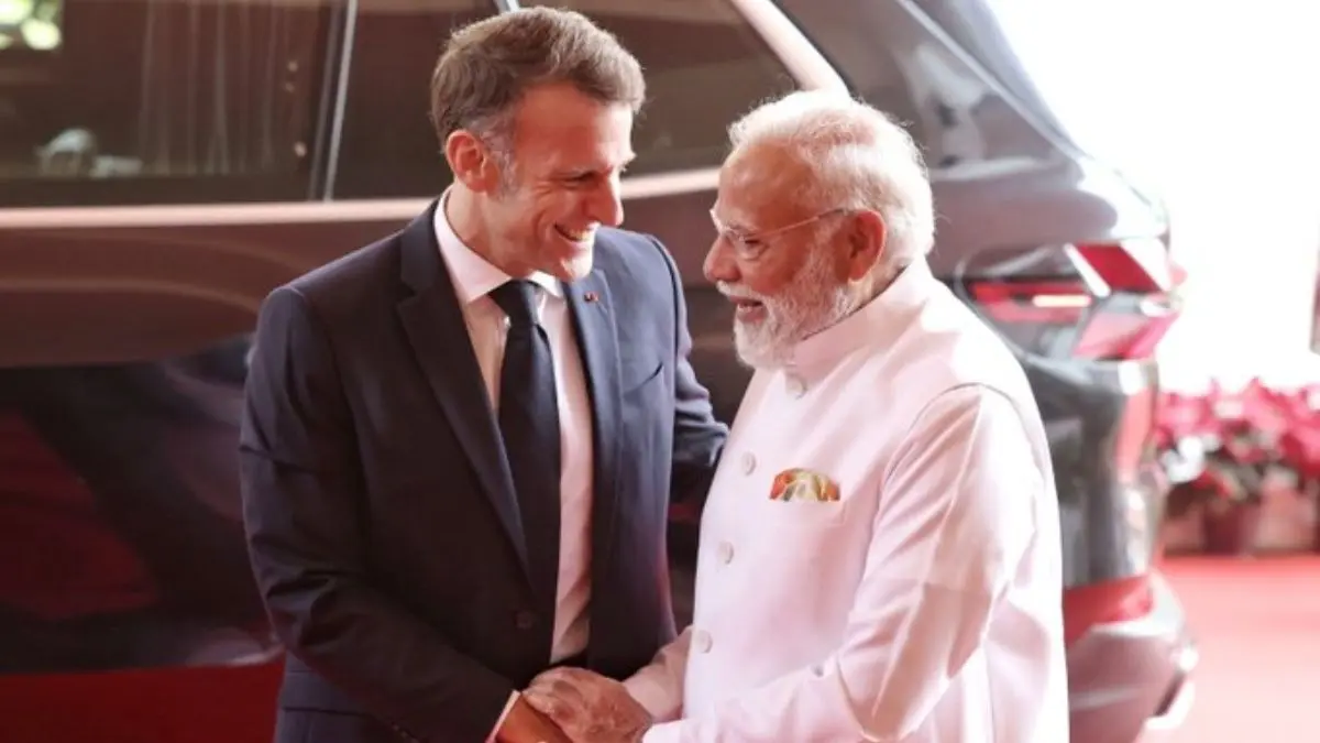 PM Modi meets French President Emmanuel Macron at Lok Bhavan in Mumbai PM Modi meets French President Emmanuel Macron at Lok Bhavan in Mumbai