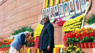 PM Modi Pays Tribute to Security Personnel Killed in 2001 Parliament Attack PM Modi Pays Tribute to Security Personnel Killed in 2001 Parliament Attack