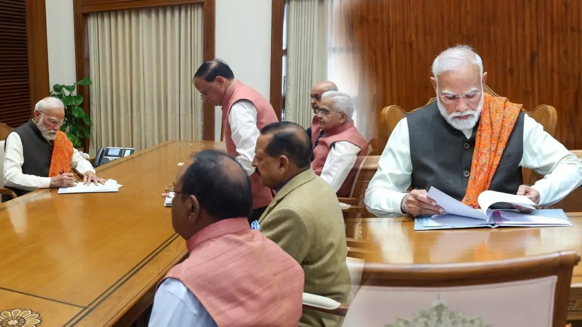 PM Modi's First Decisions from New 'Seva Teerth' Office: ₹1.5L Cashless Accident Care, 6 Crore Lakhpati Didis & Mega Farmer Boost PM Modi's First Decisions from New 'Seva Teerth' Office: ₹1.5L Cashless Accident Care, 6 Crore Lakhpati Didis & Mega Farmer Boost