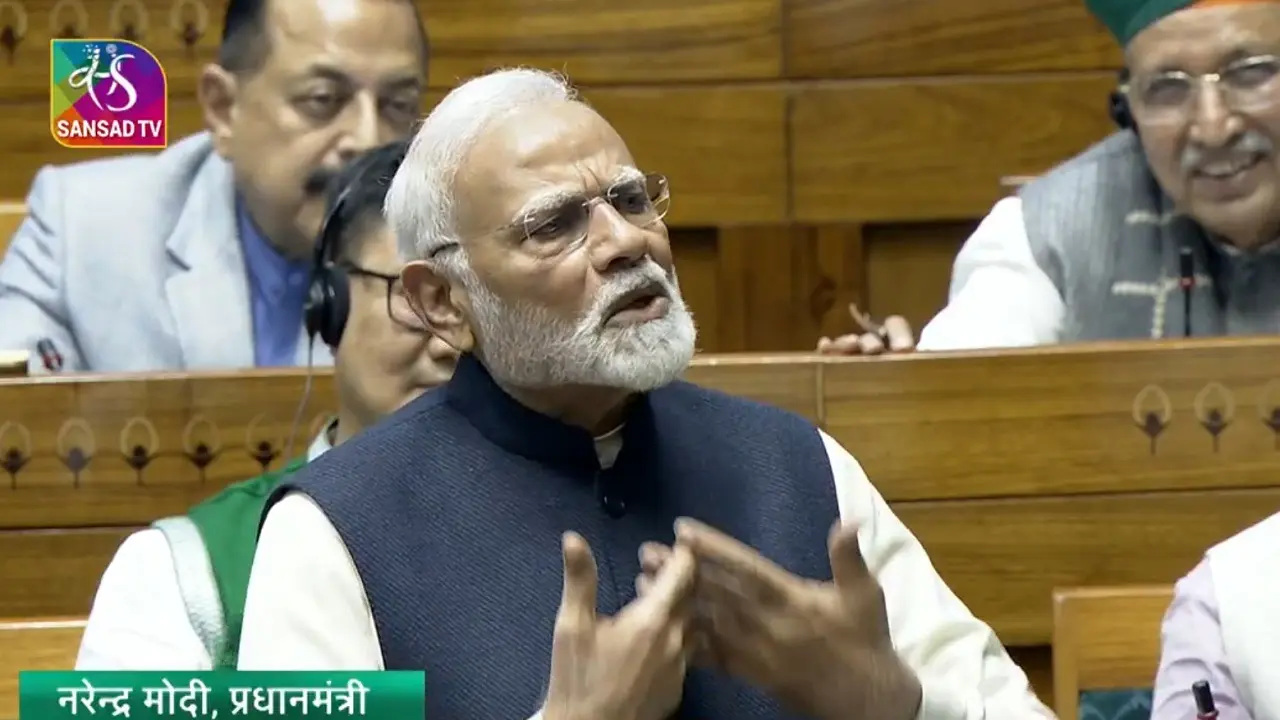 PM Modi Slams Congress in Lok Sabha: 'Garibi Hatao' Was the Biggest Jumla pm-modi-slams-rahul-gandhi-in-lok-sabha
