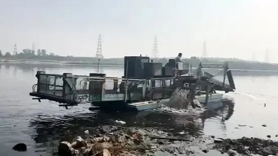 PM Modi’s Promise Delivered: Yamuna Clean-Up Drive Kicks Off Days After BJP's Electoral Victory In Delhi PM Modi’s Promise Delivered: Yamuna Clean-Up Drive Kicks Off Days After BJP's Electoral Victory In Delhi