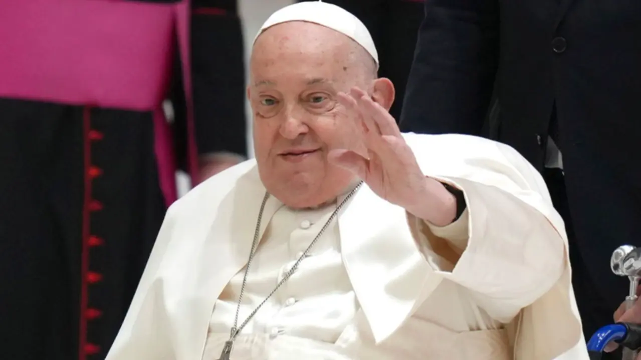 Pope Francis Makes First Appearance Before Discharge from Hospital Pope Francis First Appearance