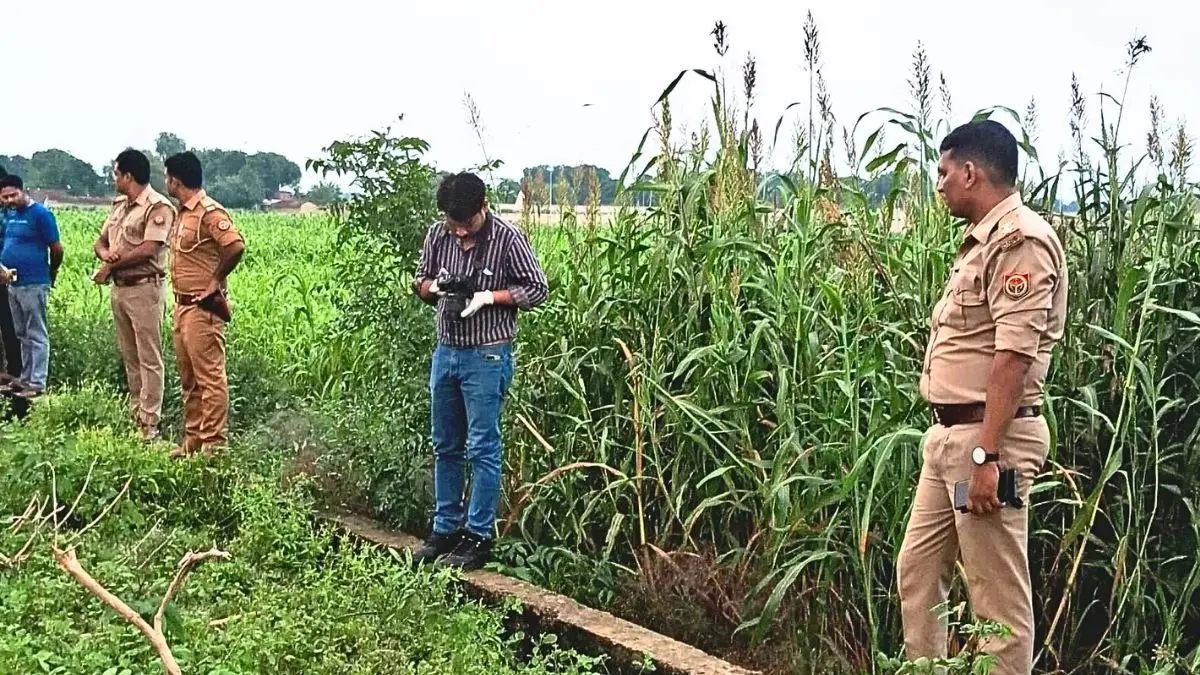 UP: प्रयागराज में स्कूली छात्र की नृशंस हत्या, चाकू-आरी से काट कर हाथ-पैर और सिर अलग-अलग जगहों पर फेंके, रिश्तेदार पर आरोप Prayagraj murder case