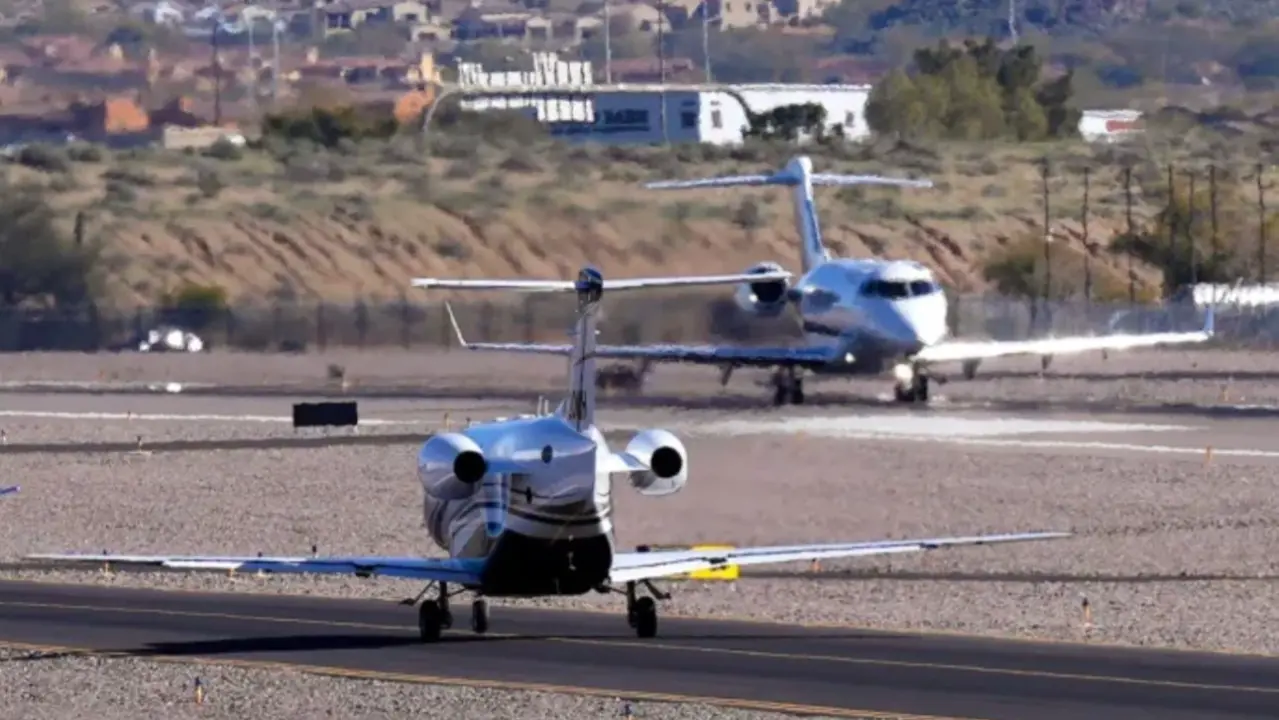 1 Dead, Several Injured After Private Jets Collide With Each Other On Runway of Arizona Airport Private Jets Collide at Arizona Airport