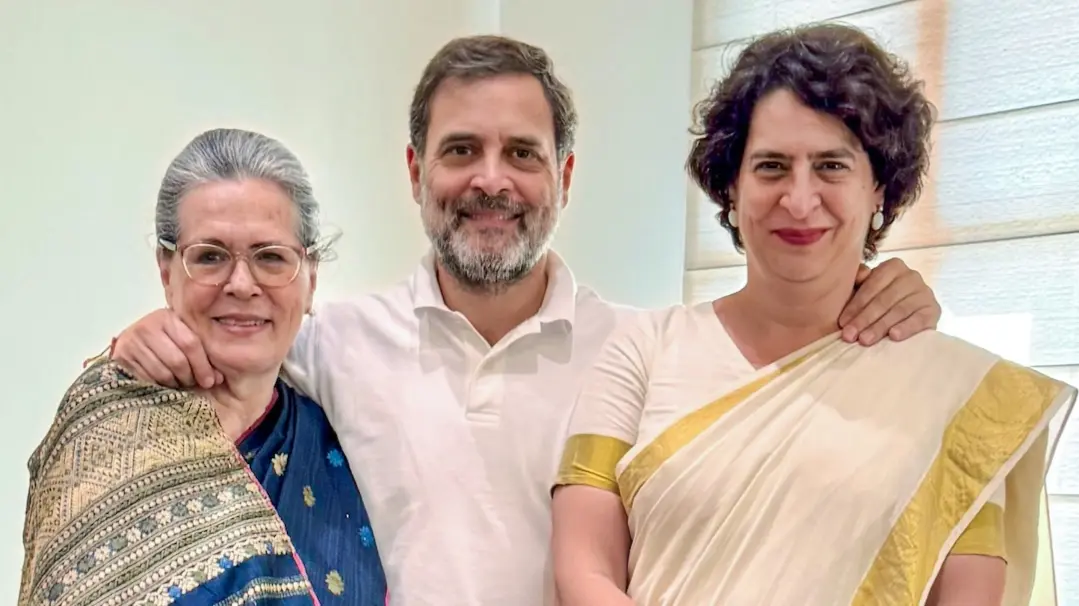 Happy and Proud: Sonia Gandhi On Priyanka Gandhi Vadra's Lok Sabha Debut Priyanka Gandhi Vadra