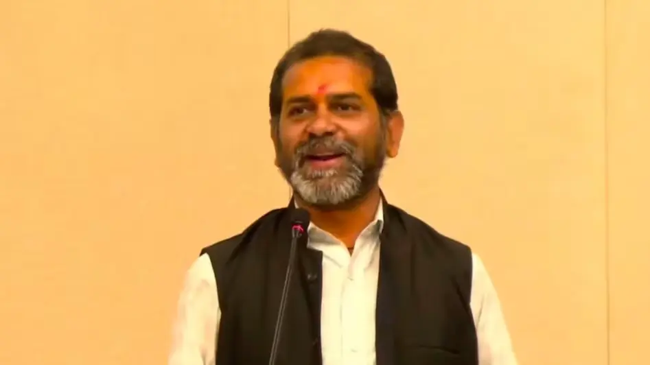 छात्रों को दिया लेक्चर, सीट पर बैठते ही आया हार्ट अटैक; कानपुर यूनिवर्सिटी सम्मेलन में प्रोफेसर की मौत Professor VN Mishra