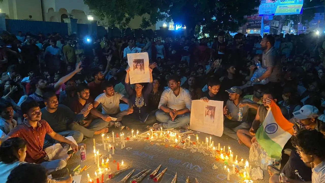 Protestors demand Rs 1 crore compensation for victims' families