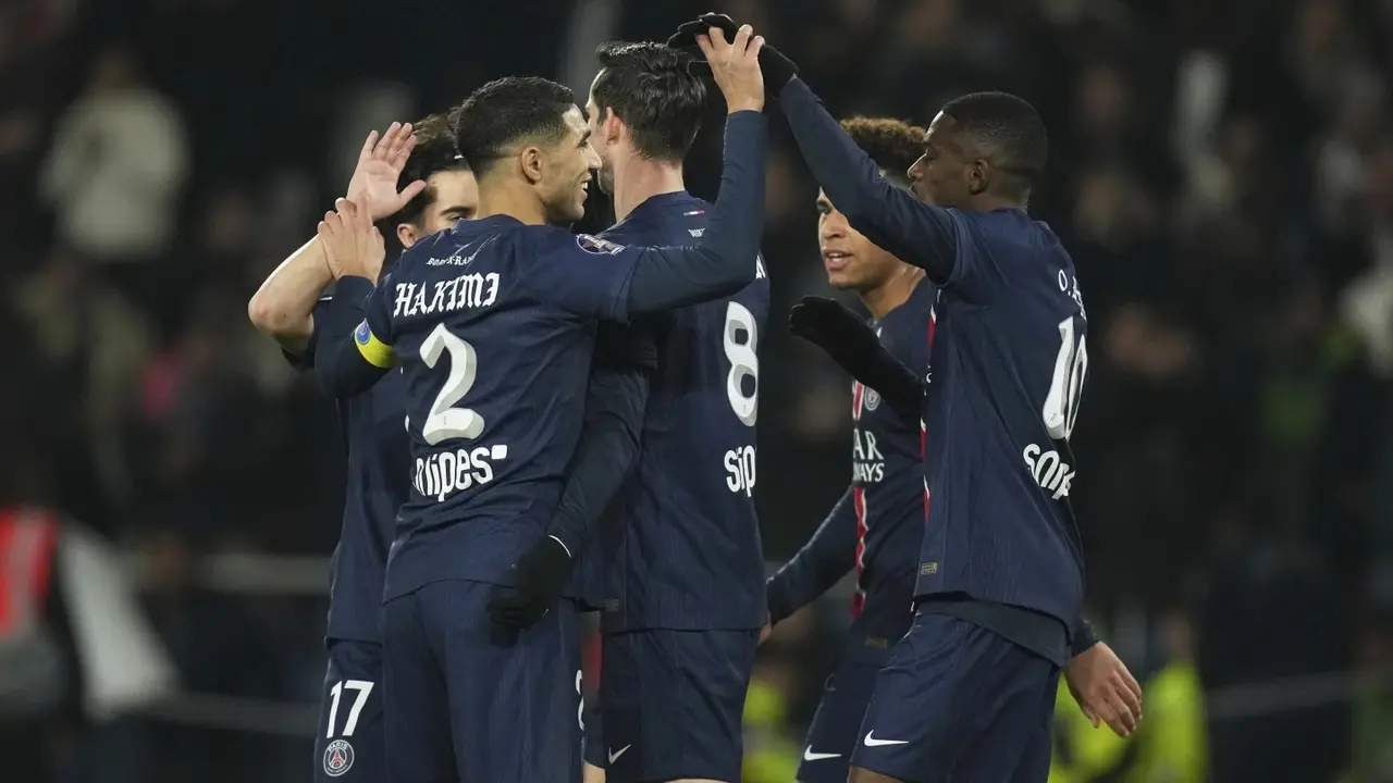 PSG players celebrate against Marseille.
