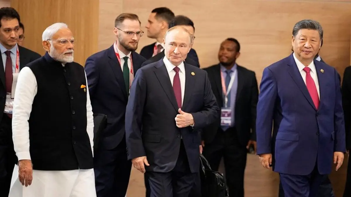BRICS United! Putin's Diplomatic Push To Strengthen Ties With India, China Amid Trump's Tariff Tensions Putin Holds Diplomatic Calls With PM Modi, Xi Jinping Strengthens Ties Amid Trump Tariff Tensions